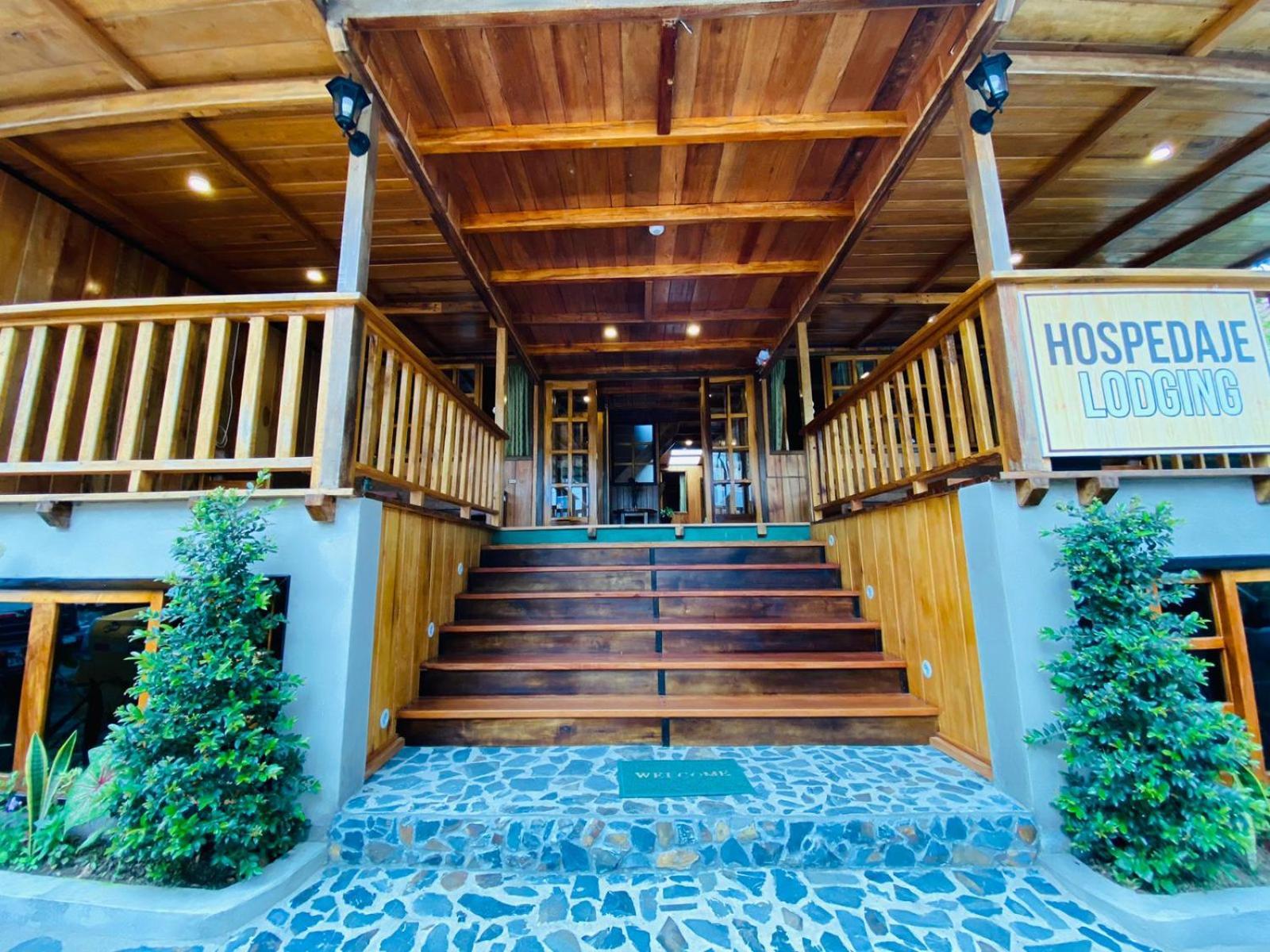 Guayabo Hostal Mindo Esterno foto